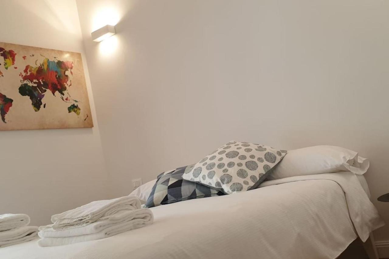 Castaldi 18 - Milano A Portata Di Mano Apartment Bagian luar foto
